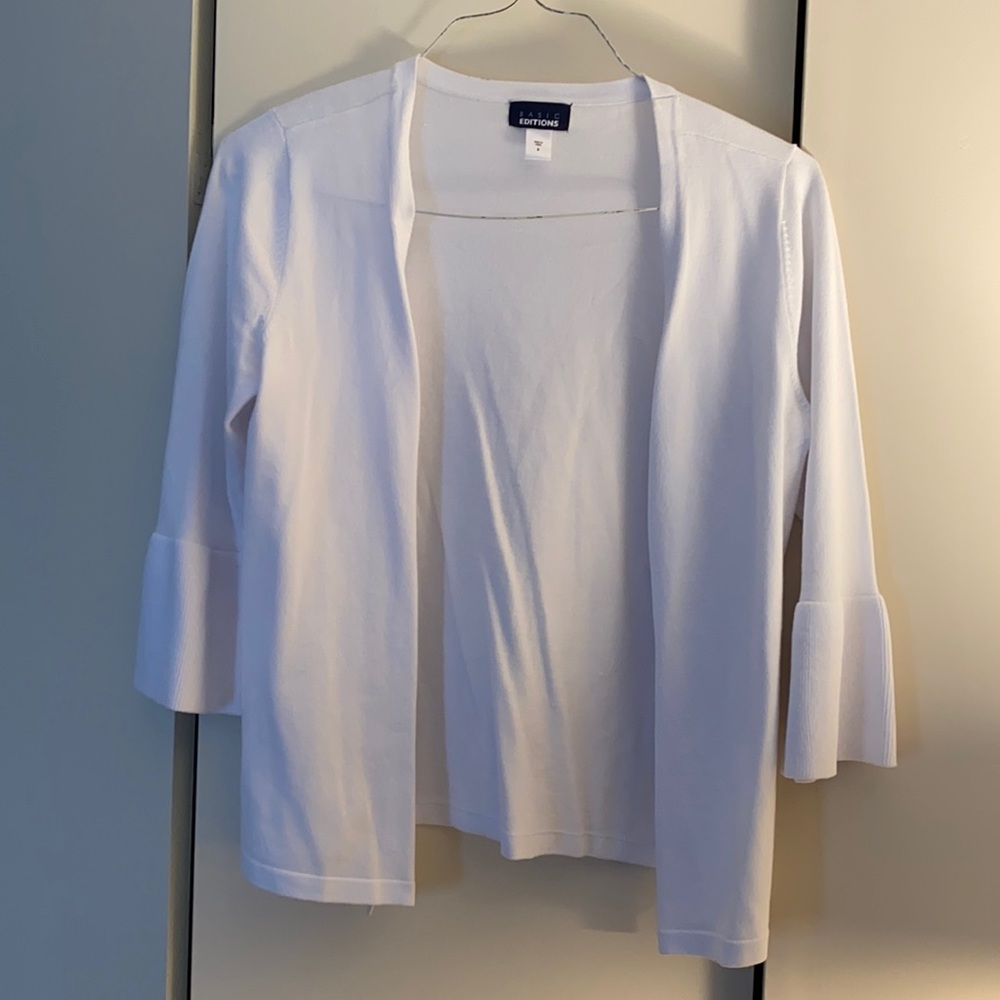 Sweater w bell sleeves